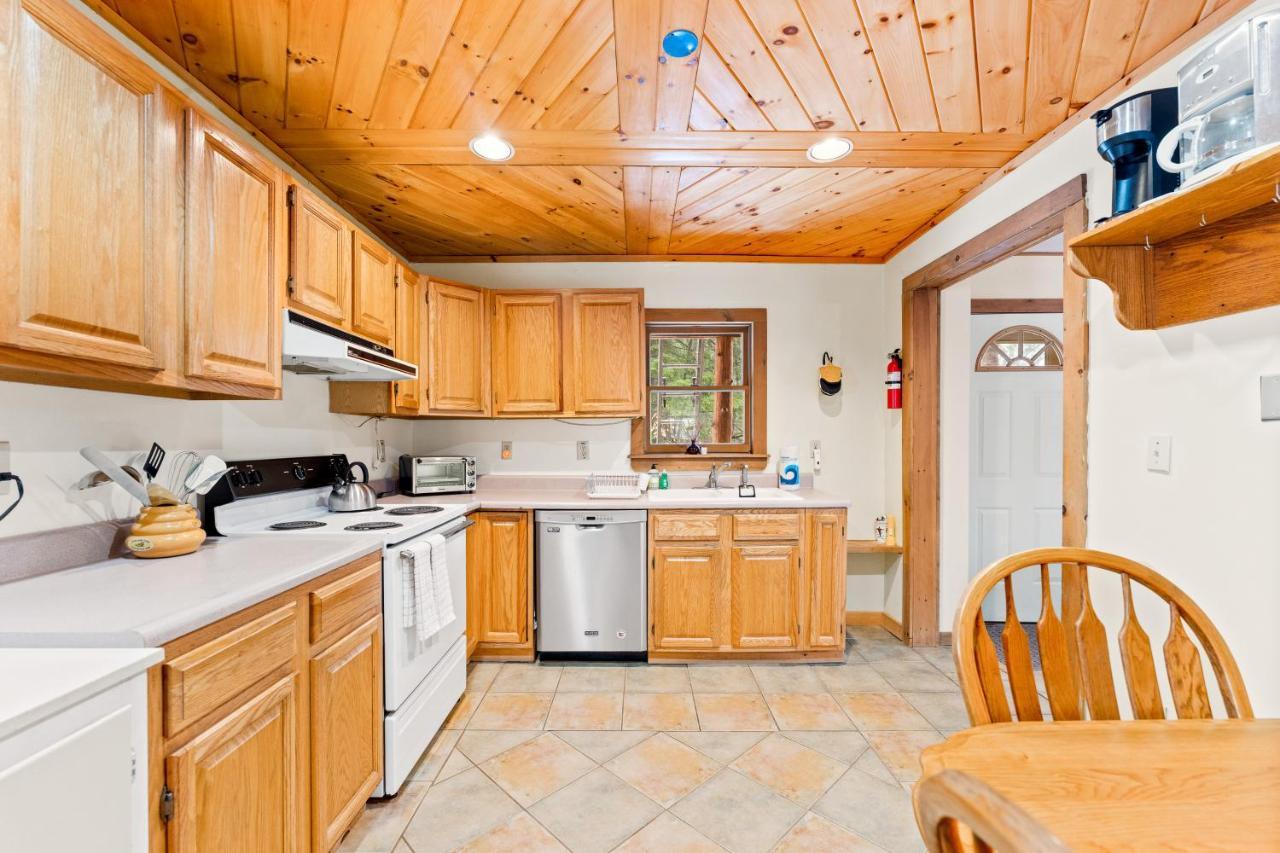 River Road Treehouse Retreat Warrensburg Εξωτερικό φωτογραφία