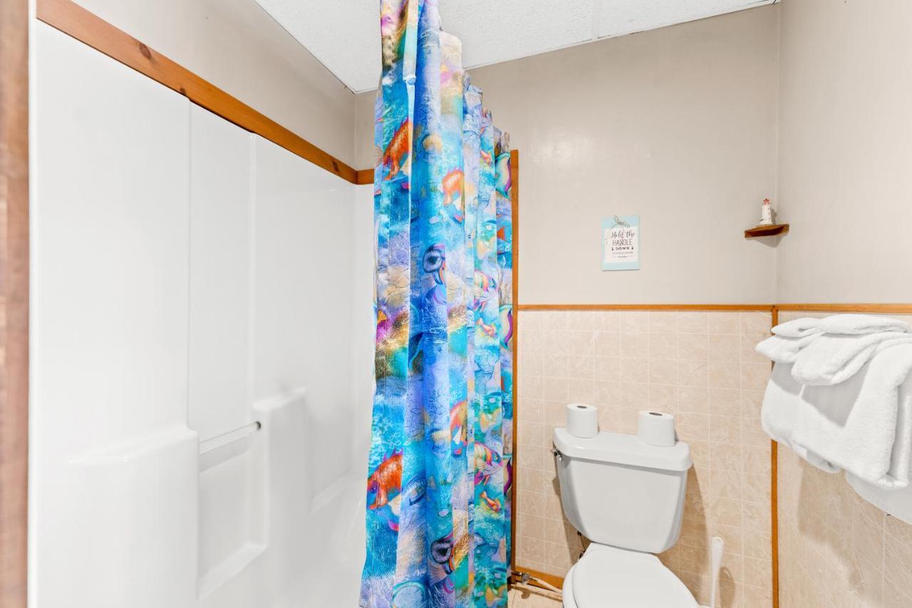 River Road Treehouse Retreat Warrensburg Εξωτερικό φωτογραφία