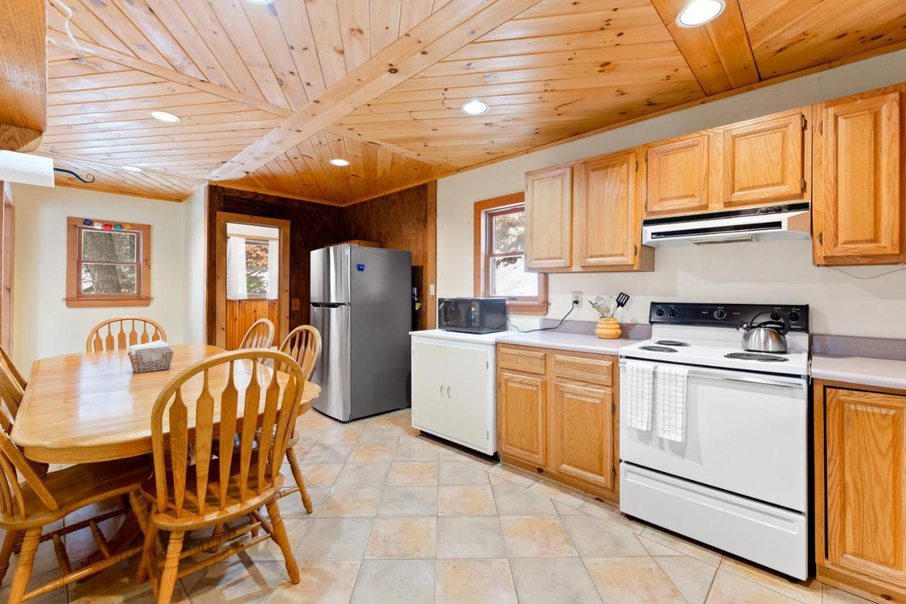 River Road Treehouse Retreat Warrensburg Εξωτερικό φωτογραφία