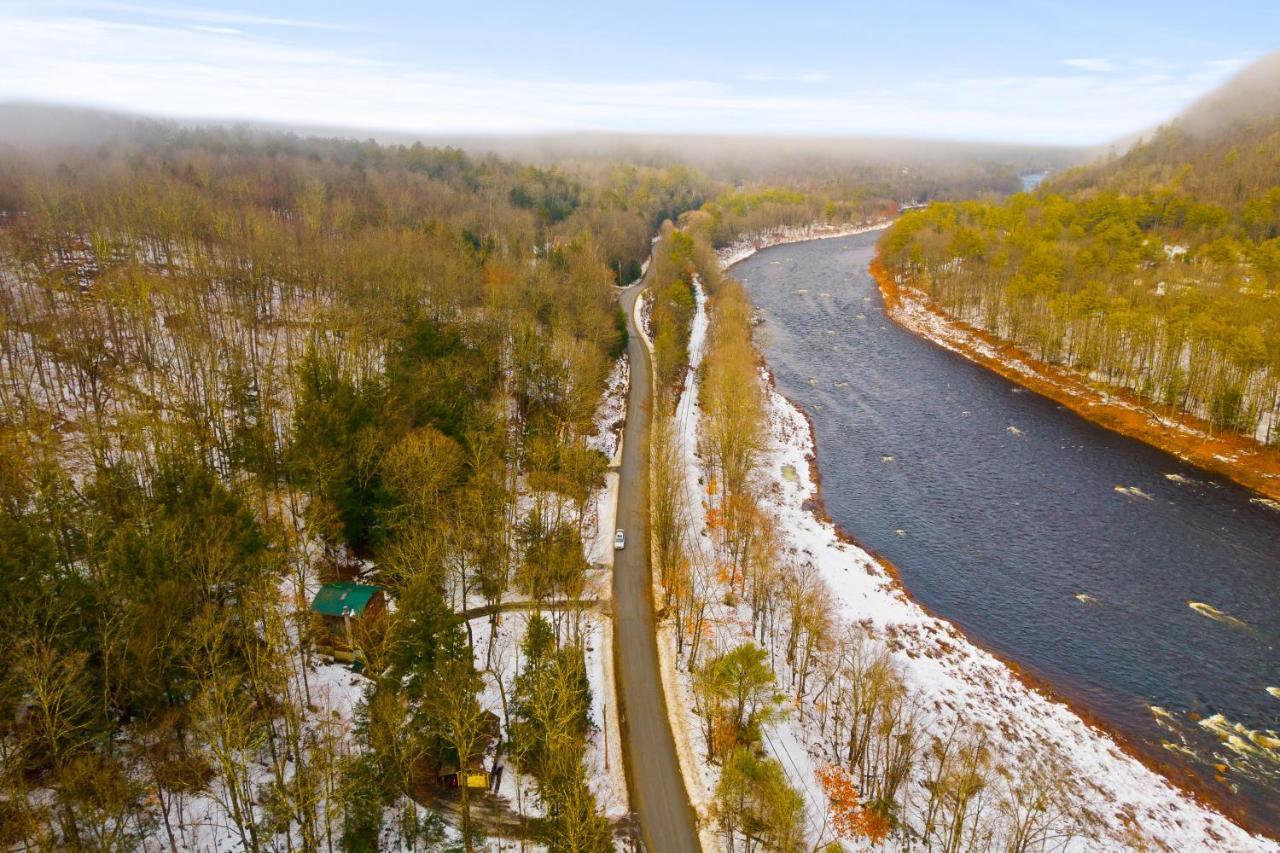 River Road Treehouse Retreat Warrensburg Εξωτερικό φωτογραφία