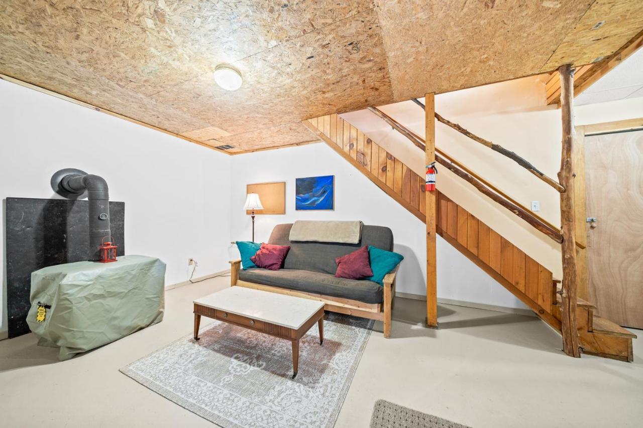 River Road Treehouse Retreat Warrensburg Εξωτερικό φωτογραφία